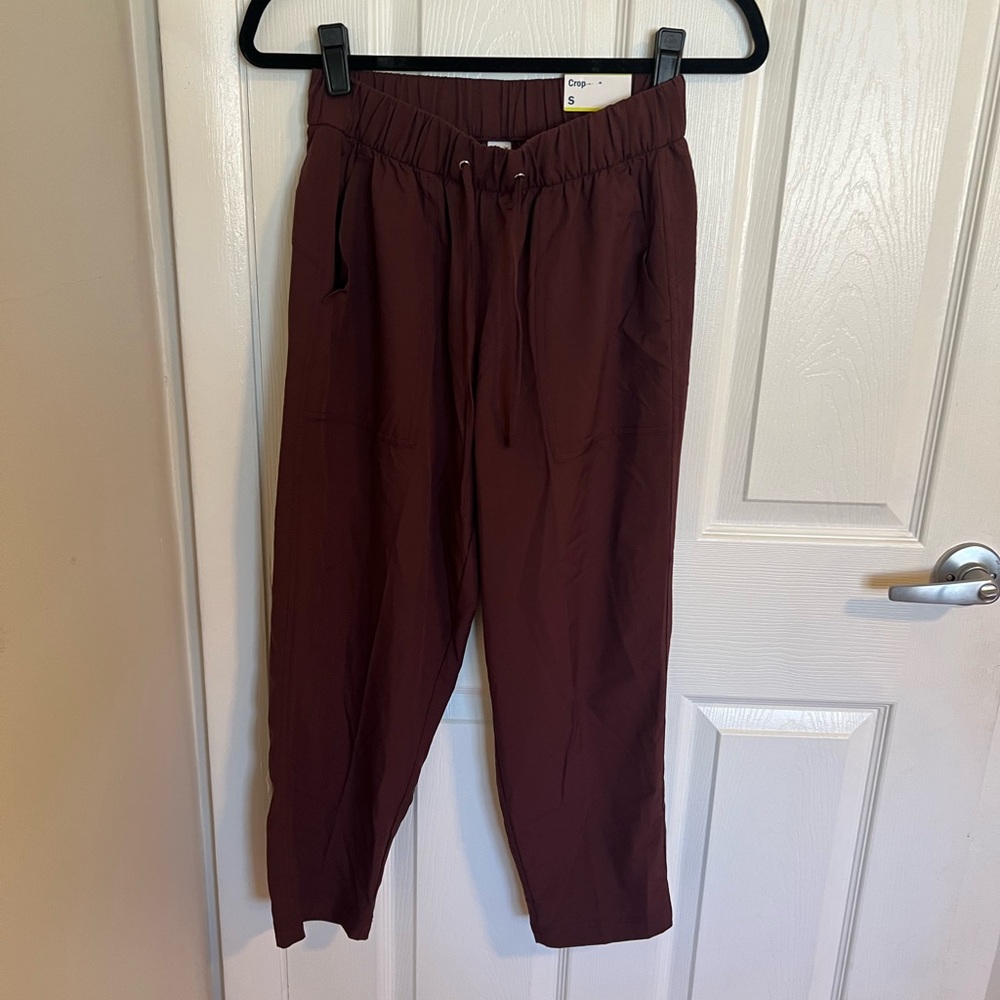 Maroon Stretch Crop Pants